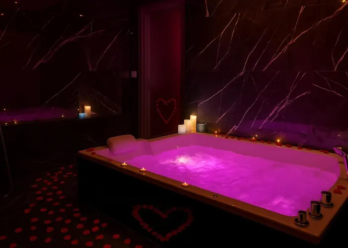 Holiday home Love Room Royan